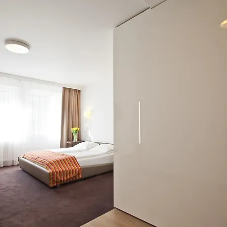 Platinum Aparthotel 3*