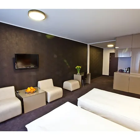Platinum 3* Poznan