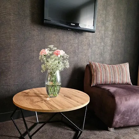 Platinum Aparthotel 3*