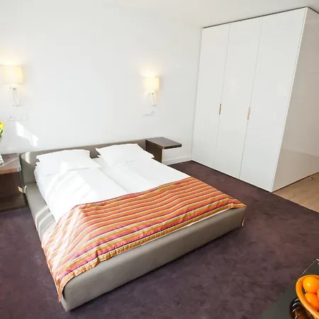 Platinum 4* Poznan