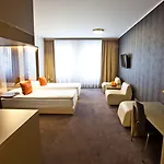 Platinum Lägenhetshotell Poznań