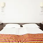 Lägenhetshotell Platinum 4*