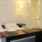 アパートホテル Platinum 4*