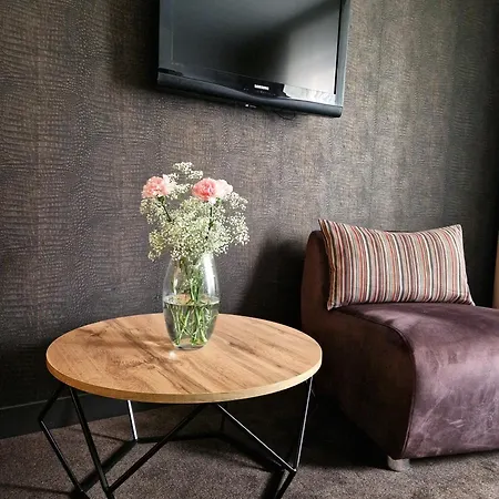 Platinum Lägenhetshotell 4*