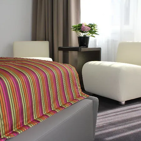 Platinum Lägenhetshotell Poznań