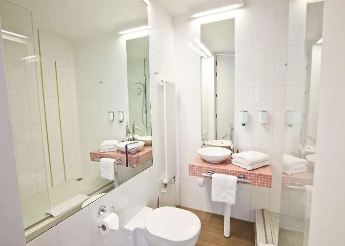 Platinum Lägenhetshotell 4*